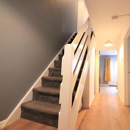 Hamilton House -3 Bed Close To Town, Drive Parking, 2 Toilets نيوكاسل أبون تاين المظهر الخارجي الصورة