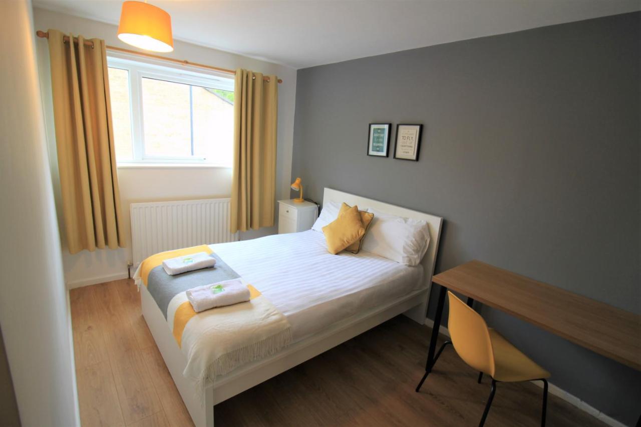 Hamilton House -3 Bed Close To Town, Drive Parking, 2 Toilets نيوكاسل أبون تاين المظهر الخارجي الصورة